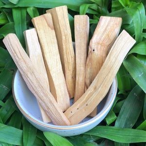7 Palo Santo Sticksfrom Peru